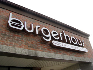 Burgerhaus Valparaiso - Channel Letters