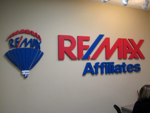 ReMax - Flat-Cut Dimensional Logo & Letters