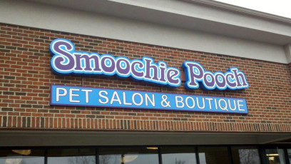 Smoochie Pooch - Channel Letters