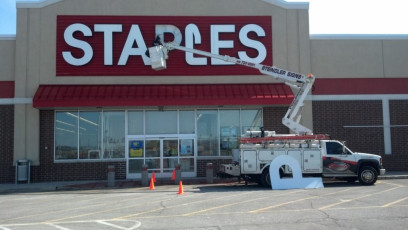 Staples - Sign Service