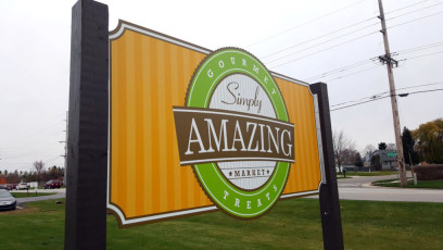 Simply Amazing - Post and Panel